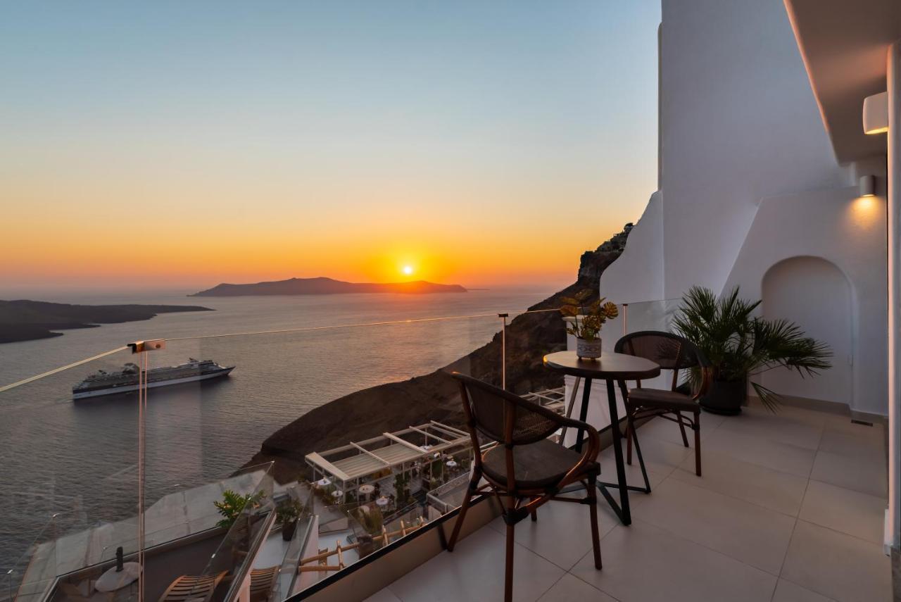 Daydream Luxury Suites Fira  Exterior foto